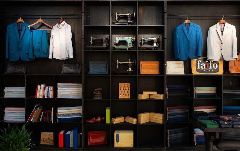 Faifo Tailor Viet Nam, tailor for suits and shirts in Hoi An — photo 5 of 6