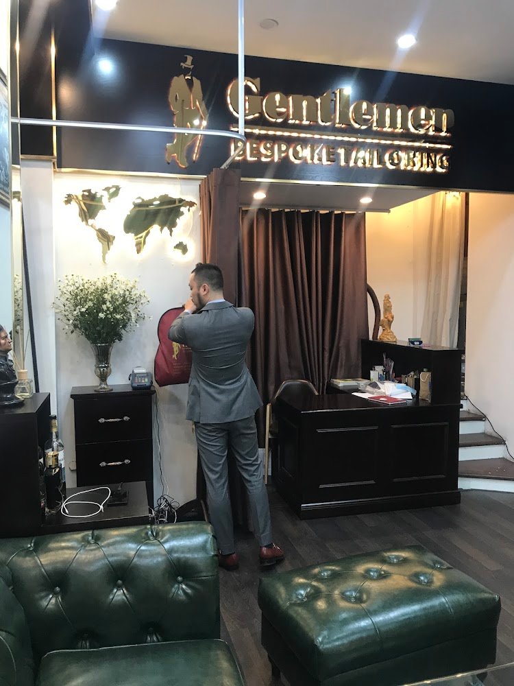 Gentlemen Bespoke Tailor Shop, tailor for suits and three-piece suits in Hanoi — photo 1 of 6