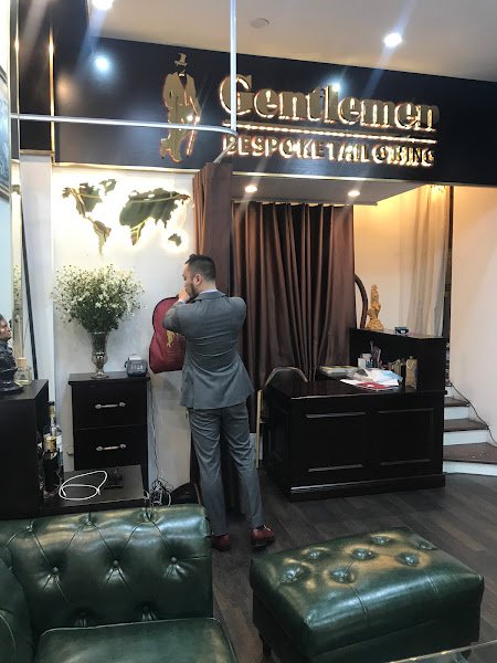 Gentlemen Bespoke Tailor Shop, tailor for suits and three-piece suits in Hanoi — photo 2 of 6