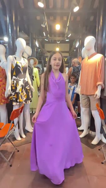 HAY HAY (Custom Tailoring), tailor for suits and dresses in Hoi An — photo 4 of 6