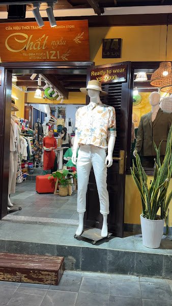 Izi Tailor 2, tailor for suits and three-piece suits in Hoi An — photo 4 of 6