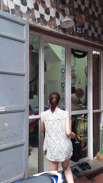 Jade Hanoi Tailor, tailor for dresses and wedding dresses in Hanoi — photo 4 of 6