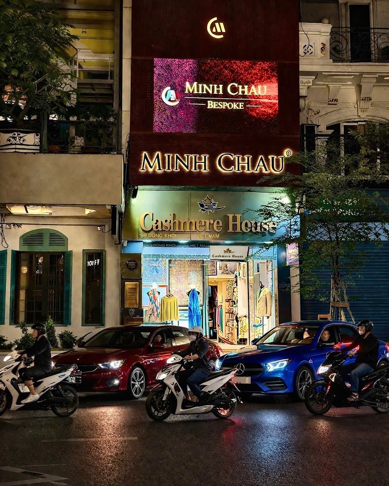Minh Chau Bespoke, tailor for suits and wedding suits in Ho Chi Minh City (Saigon) — photo 1 of 6
