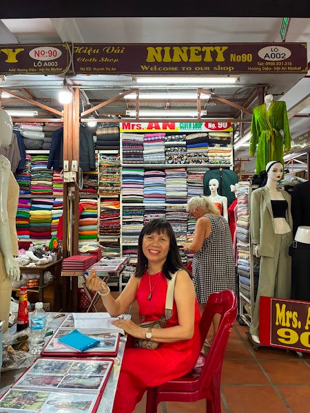 “Ms. An” No. 90 Tailor Inside Hoi An Cloth Market, tailor for linen and dresses in Hoi An — photo 2 of 6