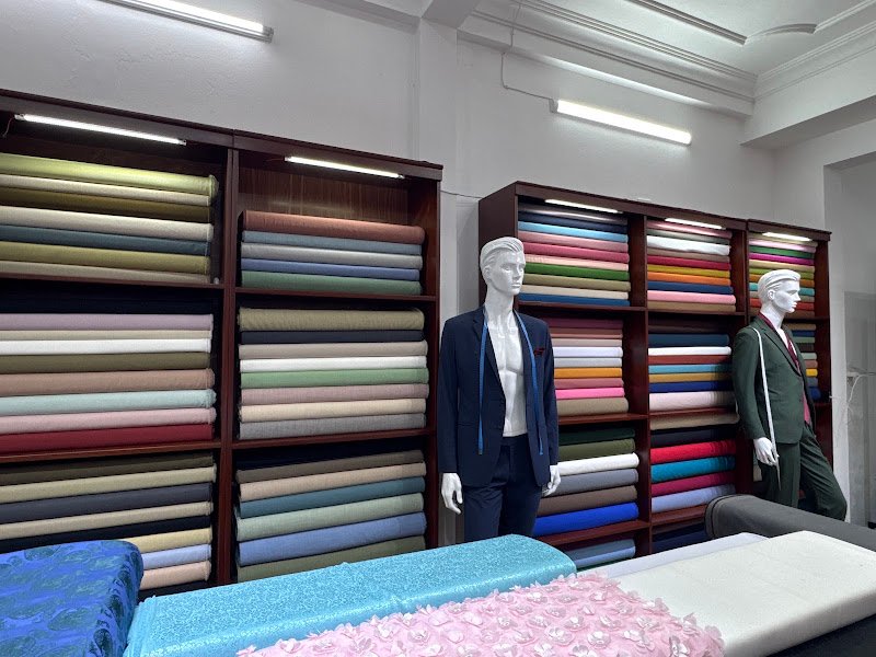 Nathan Tailors Hoi An, tailor for suits and dresses in Hoi An — photo 2 of 6