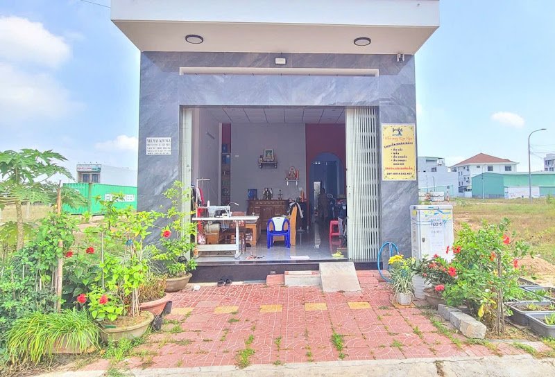 Nhà May Kim Nga, tailor for custom clothing and alterations in Quy Nhon — photo 4 of 4