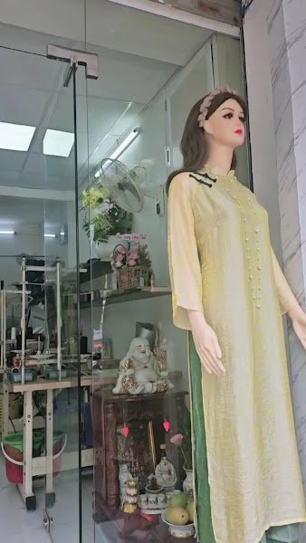 Nhà May NA, tailor for ao dai and dresses in Ho Chi Minh City (Saigon) — photo 4 of 6