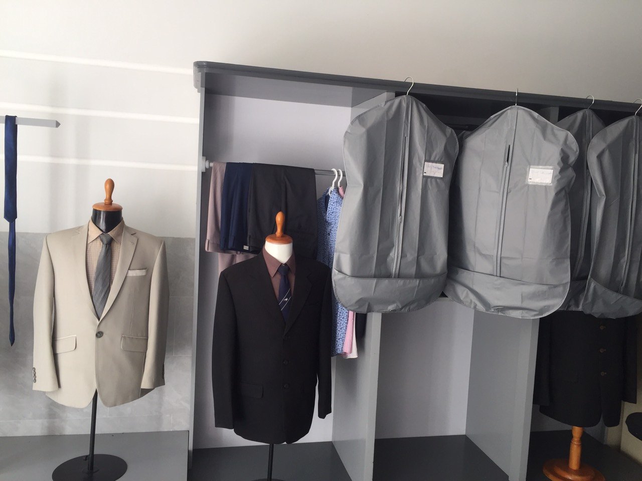 Nhà may Son (Nhà May Rạng Đông), tailor for suits and blazers in Nha Trang — photo 1 of 6