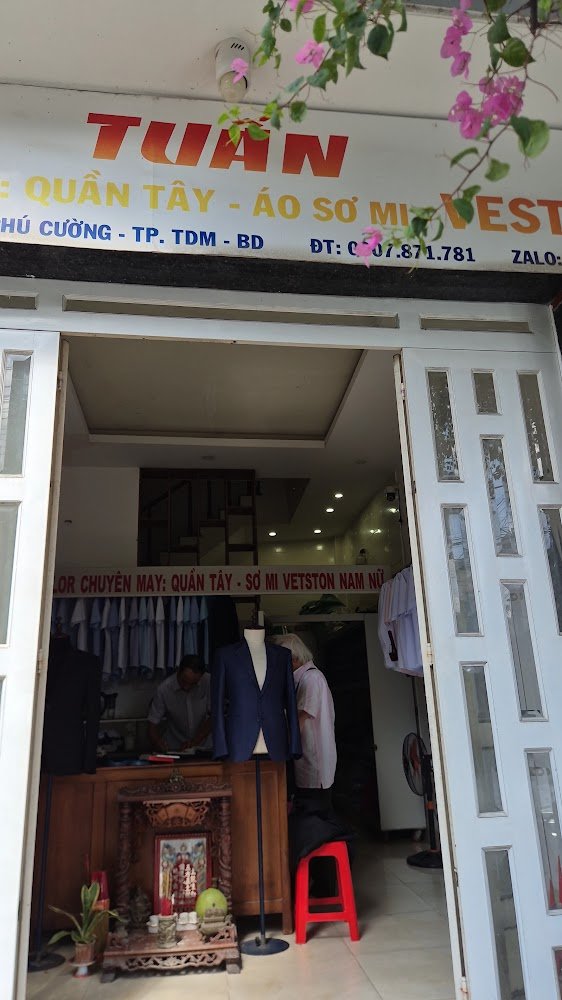 Nhà May Tuấn, tailor for trousers and suits in Ho Chi Minh City (Saigon) — photo 1 of 6