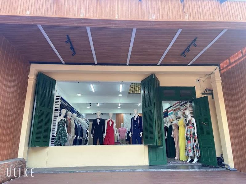 Ny Central Tailor, tailor for suits and dresses in Hoi An — photo 5 of 6