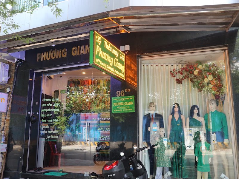 Phương Giang Tailor, tailor for ao dai and suits in Ho Chi Minh City (Saigon) — photo 5 of 6