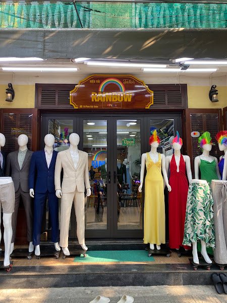 Rainbow Tailor, tailor for linen and suits in Hoi An — photo 5 of 6