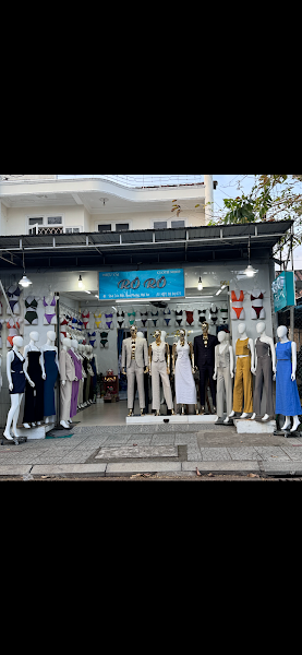 Rô Rô Tailor, tailor for dresses and tops in Hoi An — photo 5 of 6