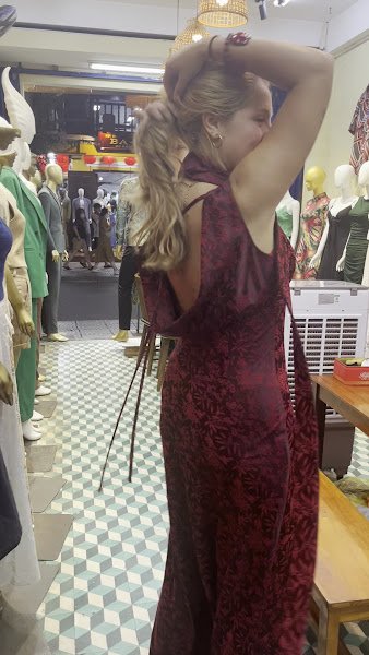 Sam Tailor, tailor for dresses and trousers in Hoi An — photo 4 of 6