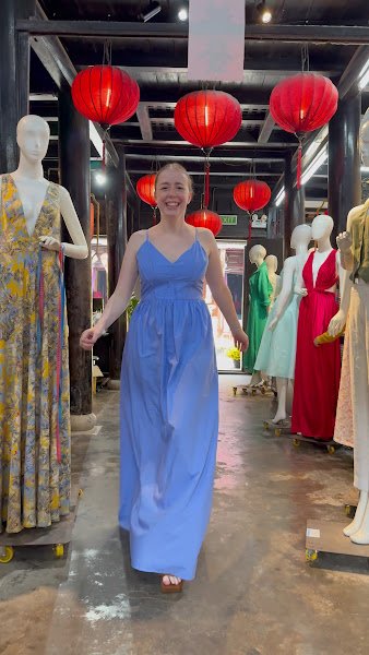 Sisters Tailor, tailor for dresses and suits in Hoi An — photo 4 of 6