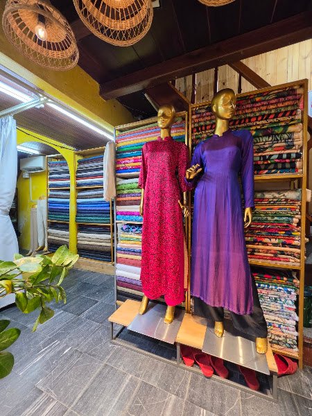 Son Boutique, tailor for suits and trousers in Hoi An — photo 2 of 6