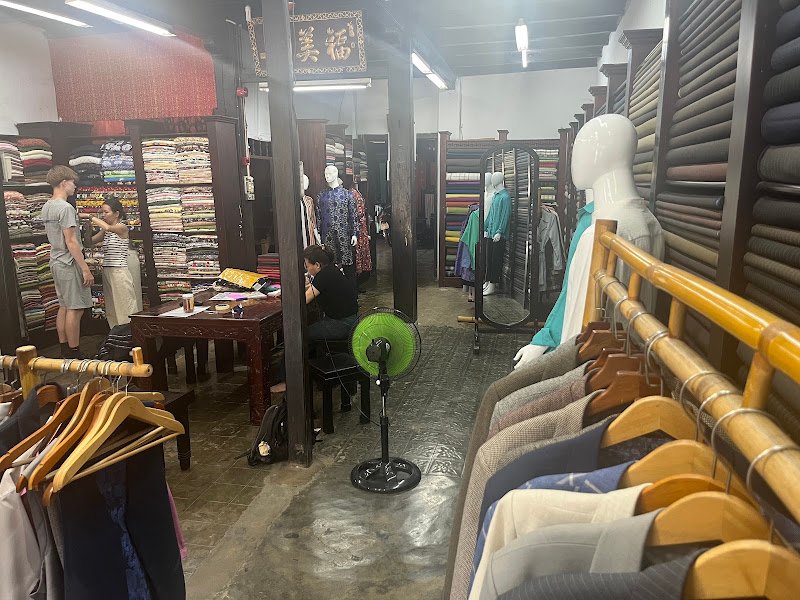 Son Ca Tailors, tailor for suits and ao dai in Hoi An — photo 5 of 6