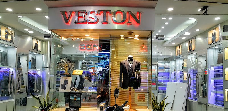 Sơn Veston, tailor for suits in Ho Chi Minh City (Saigon) — photo 3 of 6