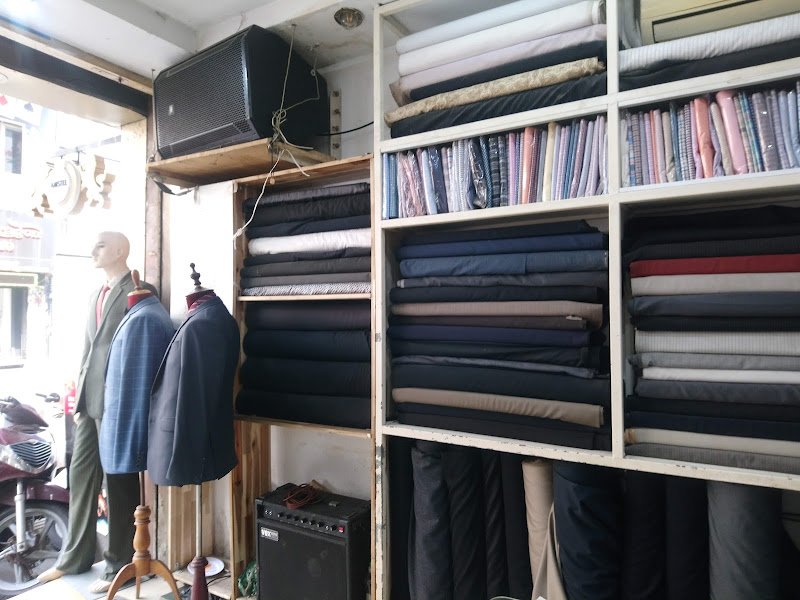 Sơn Veston, tailor for suits in Ho Chi Minh City (Saigon) — photo 5 of 6