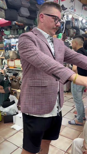 Tailor Thu 506, tailor for suits and blazers in Ho Chi Minh City (Saigon) — photo 3 of 6