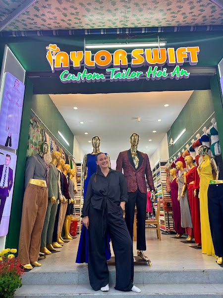 Taylor Swift Tailor Hoi An, tailor for dresses and suits in Hoi An — photo 3 of 6