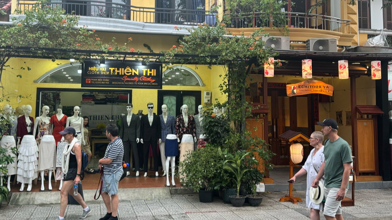 Thien Thi Tailor, tailor for suits and shirts in Hoi An — photo 1 of 6