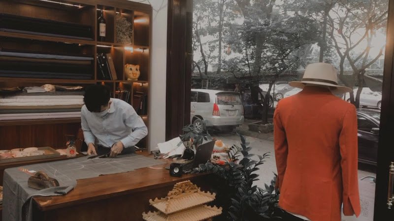 Tiệm may LeeTran Tailor, tailor for suits and wedding suits in Hanoi — photo 4 of 6