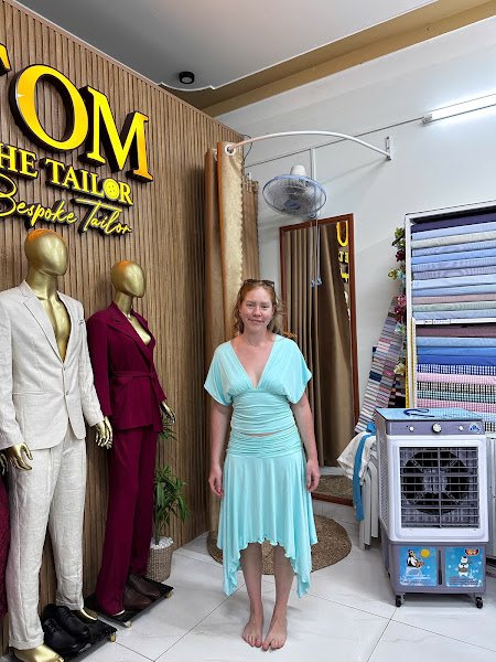 TOM The Tailor Hoi An, tailor for dresses and ao dai in Hoi An — photo 3 of 5