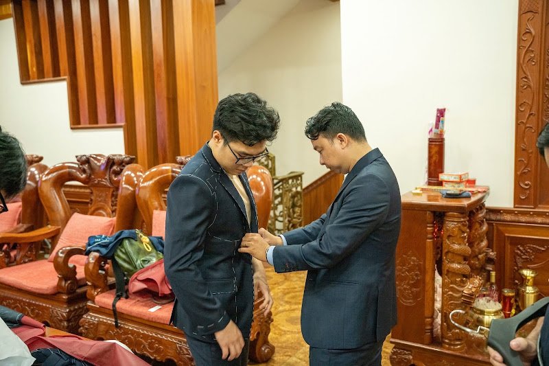 Tuxedo Bespoke Tailoring, tailor for suits and tuxedos in Ho Chi Minh City (Saigon) — photo 5 of 6