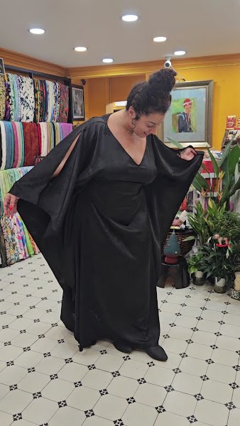 TuyetLan Orchids Tailor, tailor for silk and dresses in Ho Chi Minh City (Saigon) — photo 4 of 6