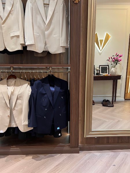 V.Man Tailor, tailor for suits and tuxedos in Ho Chi Minh City (Saigon) — photo 3 of 6