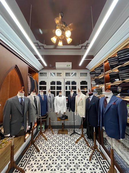 Văn Hùng Tailor, tailor for suits and shirts in Hanoi — photo 5 of 6