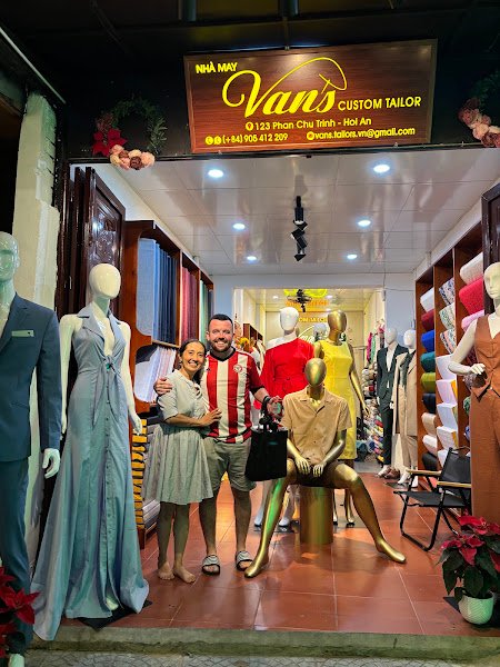 Van’s Custom Tailor, tailor for suits and shirts in Hoi An — photo 5 of 6
