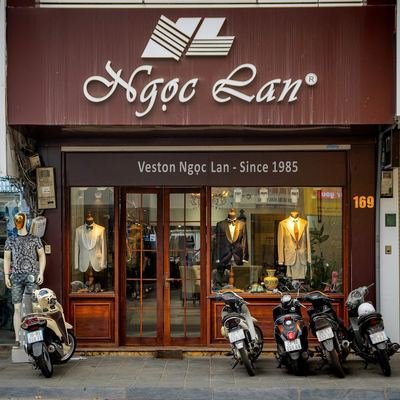 Veston Ngọc Lan, tailor in Hanoi