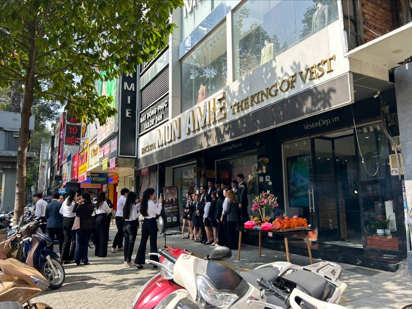 VestonDep, tailor for suits and shirts in Ho Chi Minh City (Saigon) — photo 1 of 6