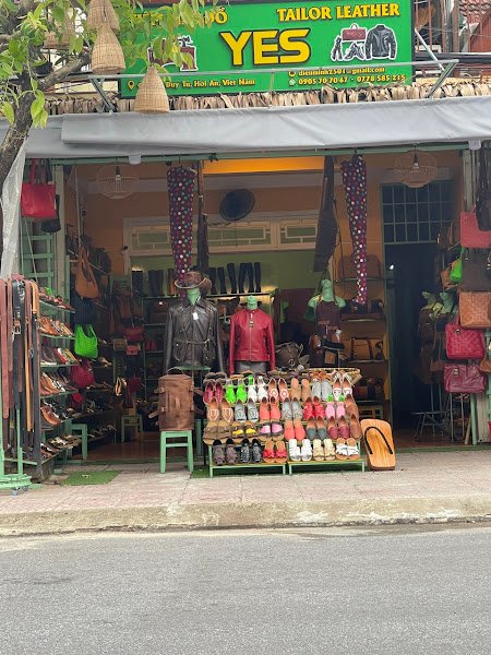 Yes Leather Tailor Hoi An, tailor for leather and shoes in Hoi An — photo 4 of 6